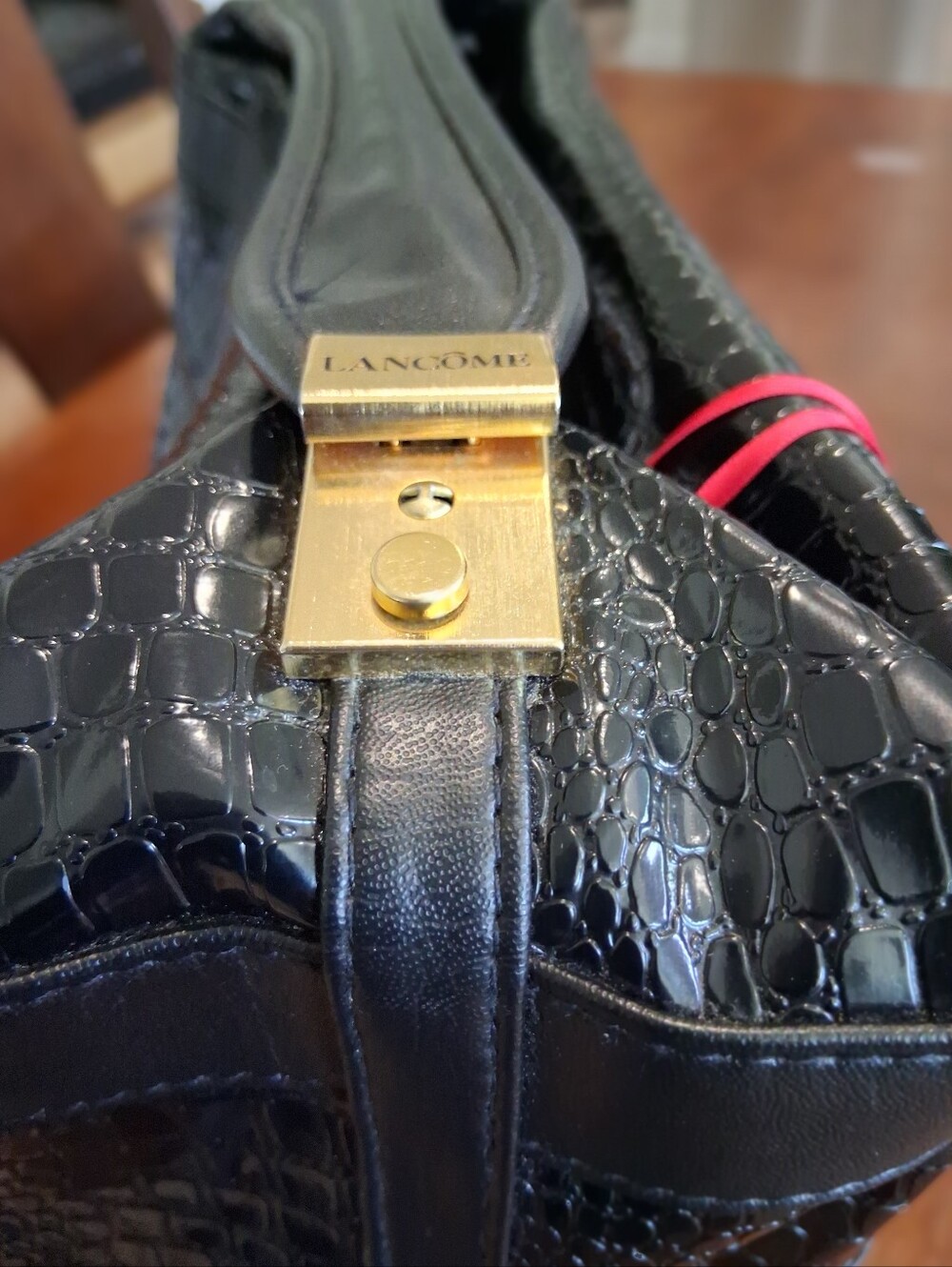 GORGEOUS Lancome Cosmetic Case - Picture 2 of 11